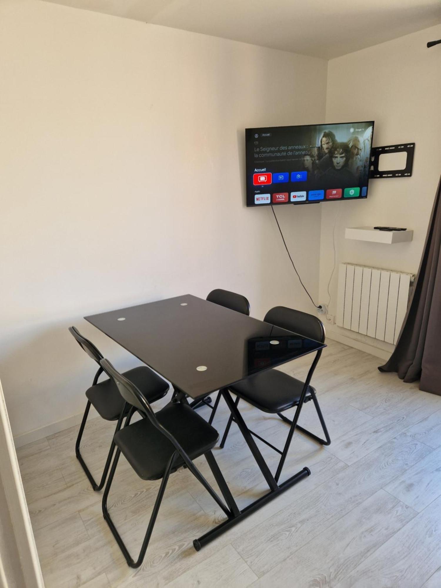 Appartement Avec Terrasse Saint Laurent De La Salanque Esterno foto