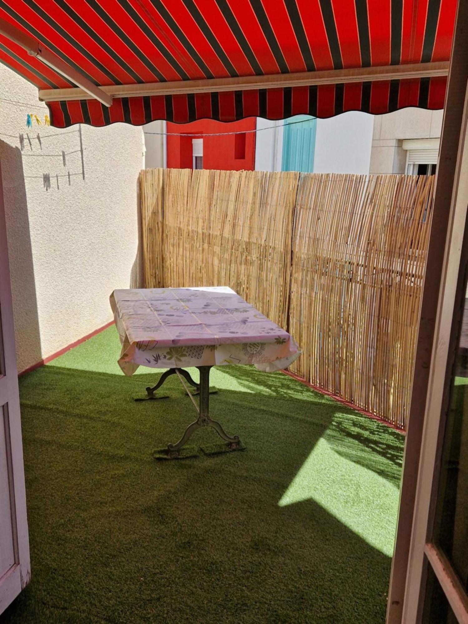 Appartement Avec Terrasse Saint Laurent De La Salanque Esterno foto