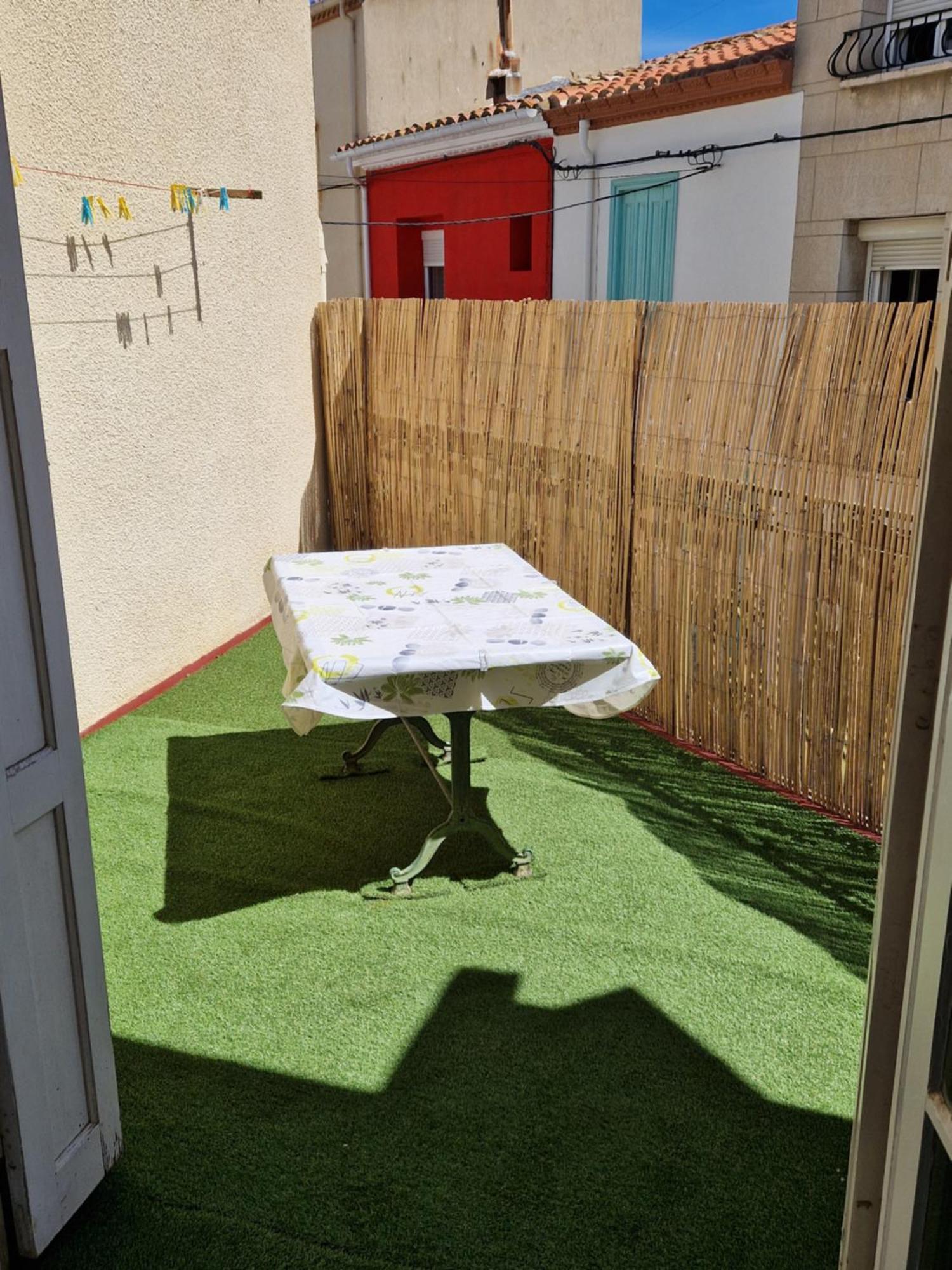 Appartement Avec Terrasse Saint Laurent De La Salanque Esterno foto
